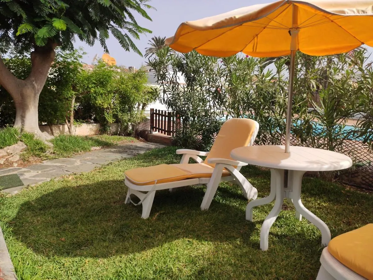 Lovely 2 Bedroom Bungalow With Parking Maspalomas  Сasa de vacaciones