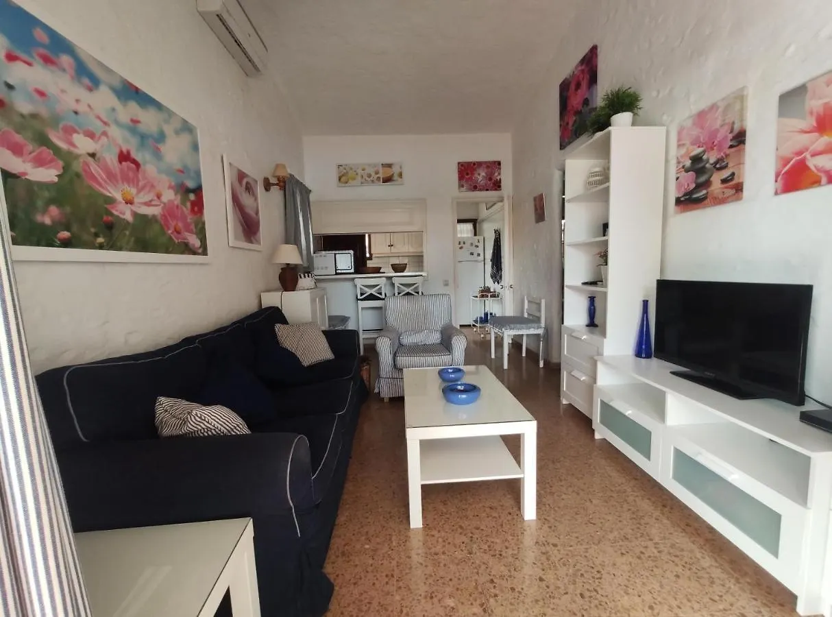 Lovely 2 Bedroom Bungalow With Parking Maspalomas  España