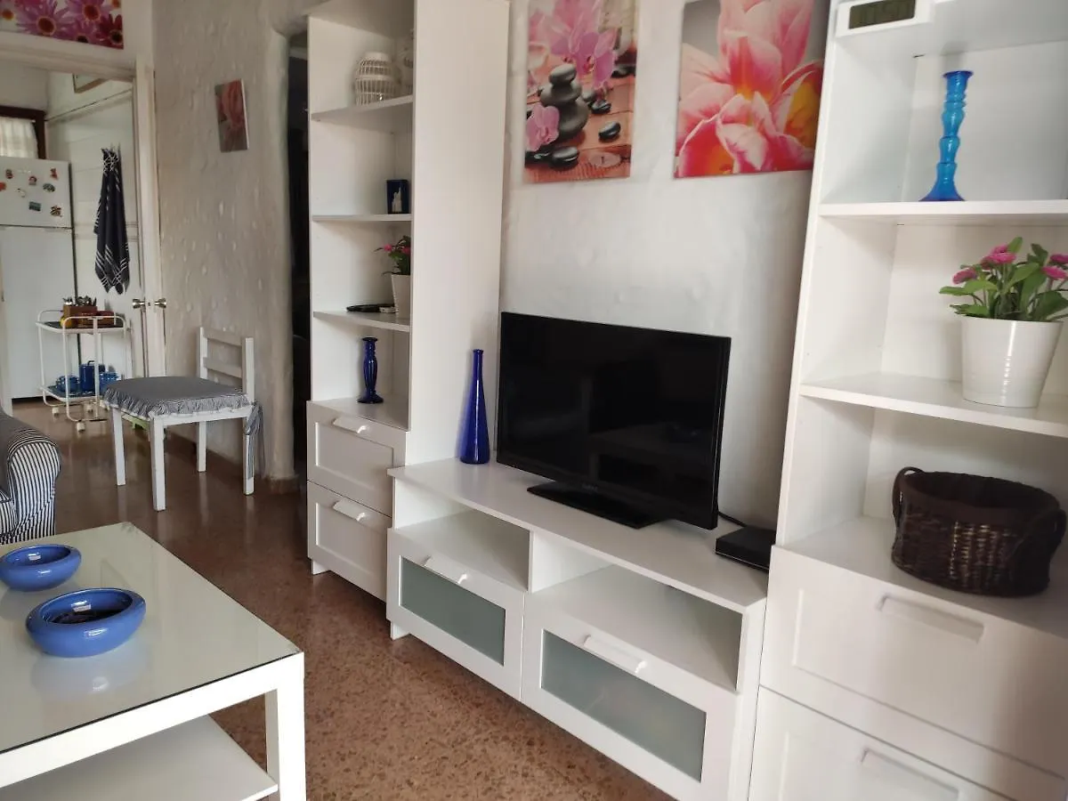 Сasa de vacaciones Lovely 2 Bedroom Bungalow With Parking Maspalomas