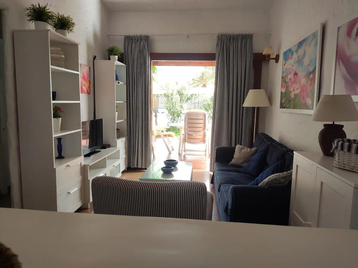 Lovely 2 Bedroom Bungalow With Parking Maspalomas  Maspalomas (Gran Canaria)